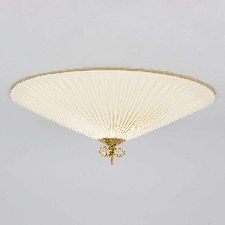 Paavo Tynell, taklampa / takplafond, modell 1076 / 80220, Idman 1900-talets mitt.