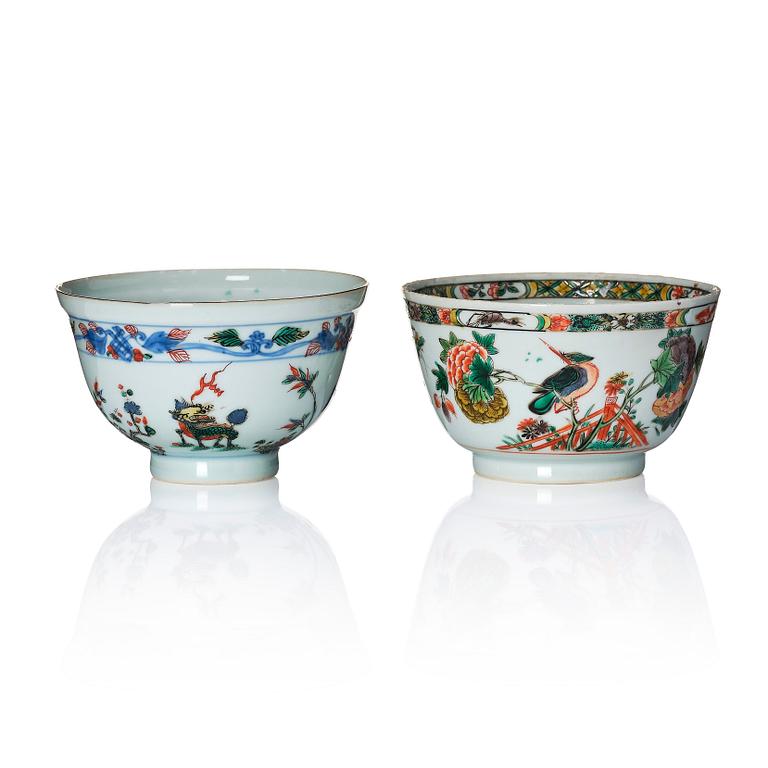 A set of two of famille verte bowls, Qing dynasty, Kangxi (1662-1722).