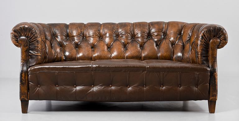 SOFFA, Chesterfield, 1900-talets första hälft.