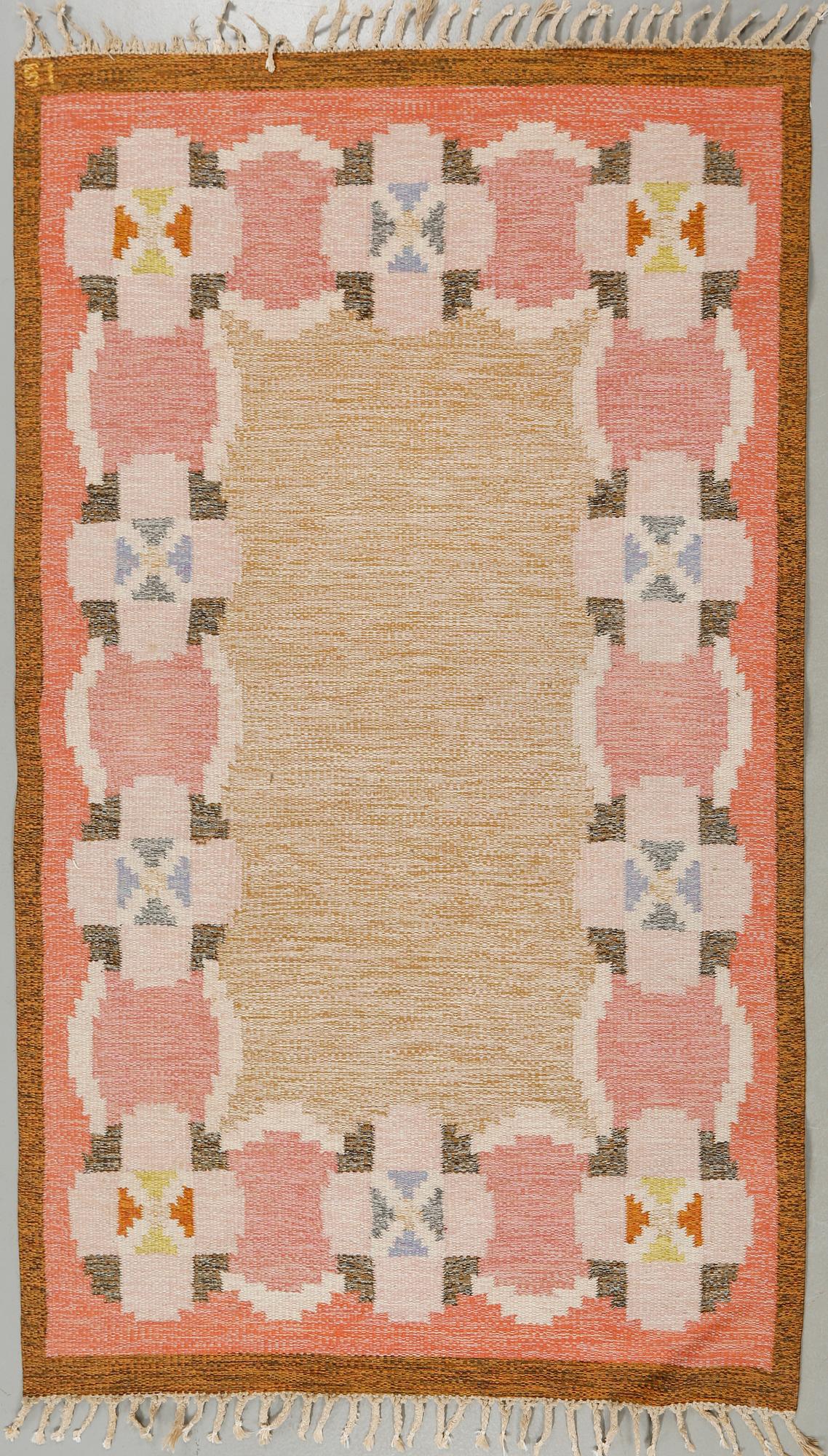 A flat weave by Ingegerd Silow, signed IS, second half of the 20th century, 204 x 138 cm.