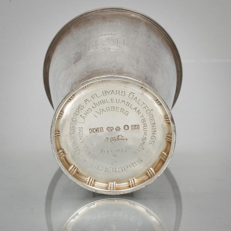 POKAL, silver, Eric Råström för C.G Råström Stockholm 1945. 240 g.