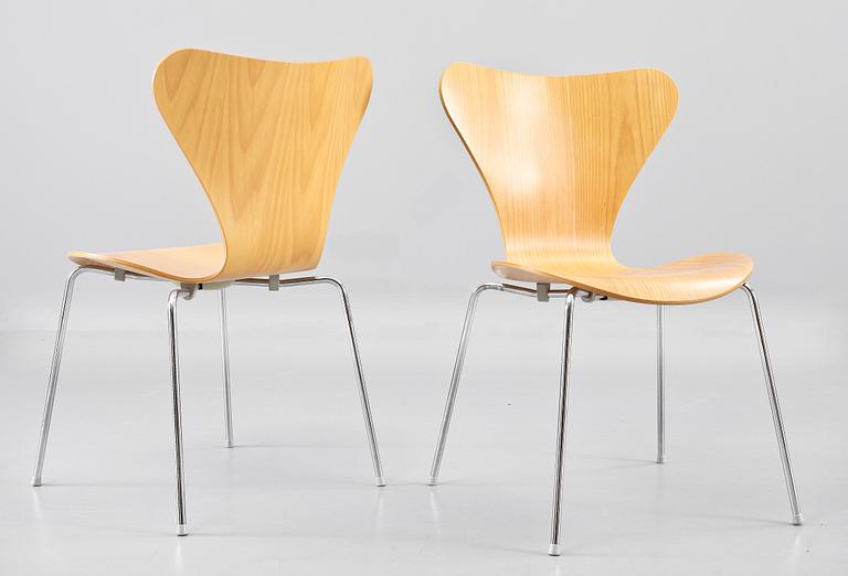 STOLAR, 6 st, "Sjuan", Arne Jacobsen, Fritz Hansen, Danmark, 1994.