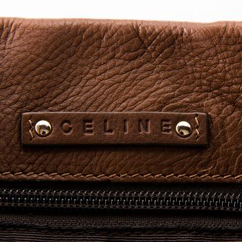 CÉLINE, LAUKKU.