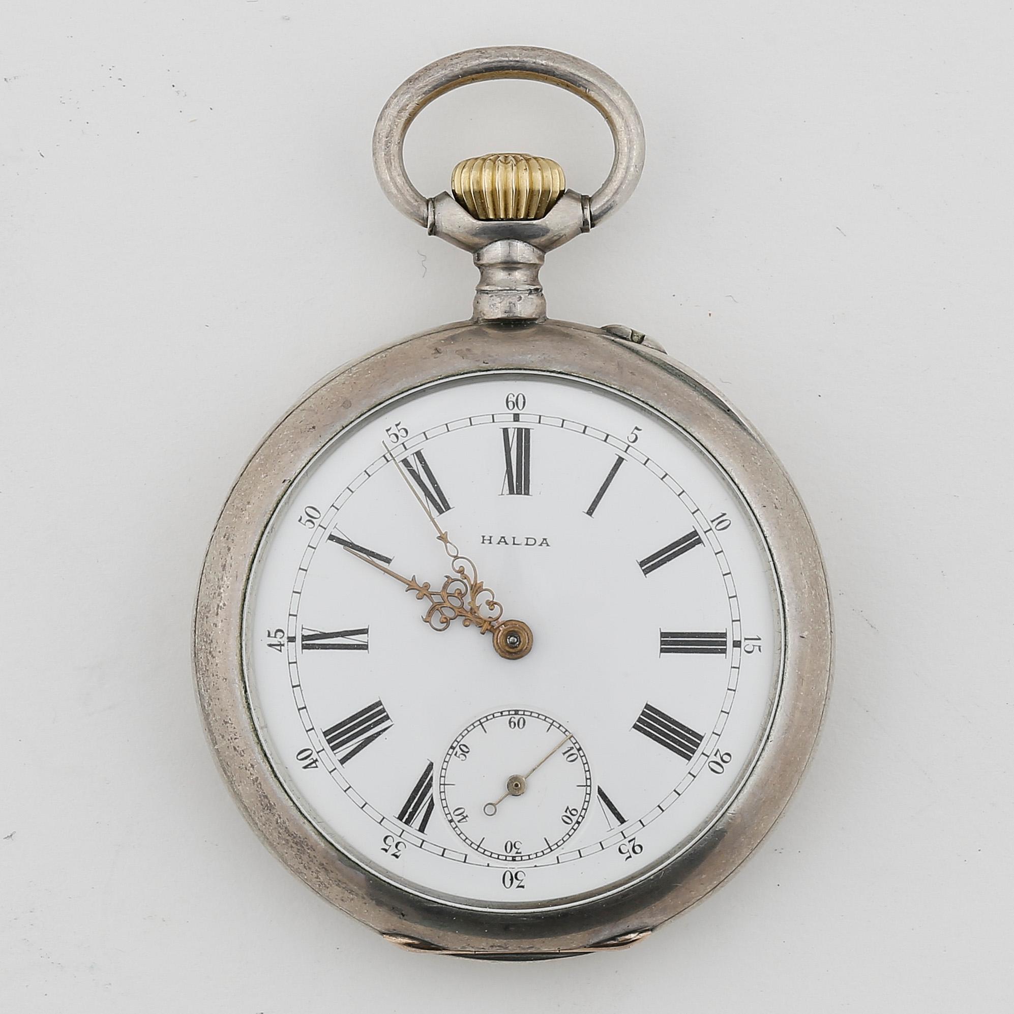 HERRFICKUR, silver, Halda Fickurfabrik, numrerad 19017. Boetten stämplad år 1907. Vikt ca 102 gram.