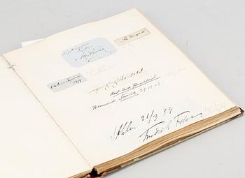 AUTOGRAFSAMLING, mest Sverige, bla Konung Gustaf III o Karl XIV Johan, 1600-tal till tidigt 1900-tal.