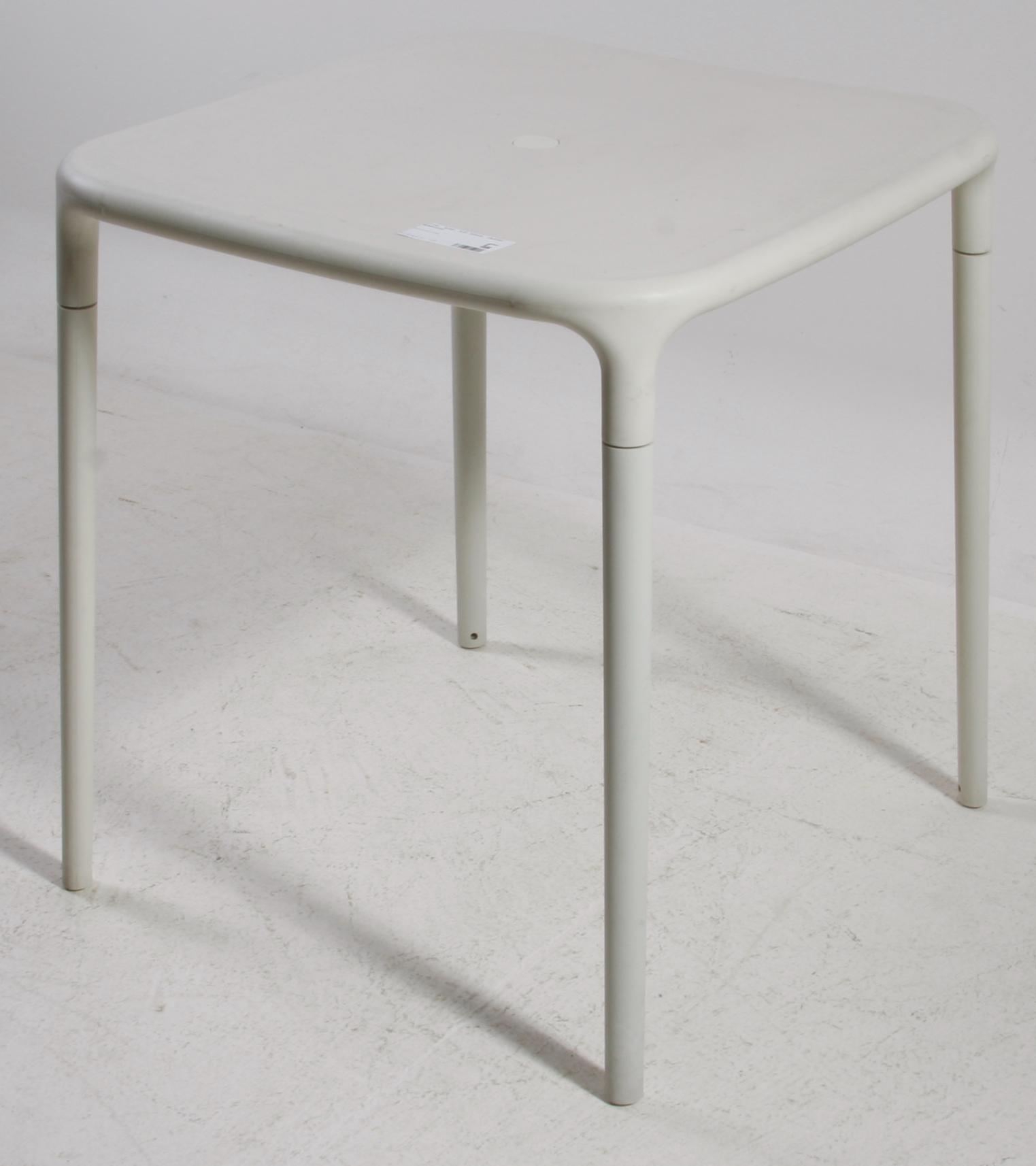 BORD, "Air-Table", design Jasper Morrison.