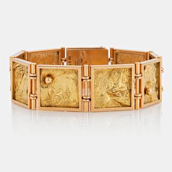 169. Rey Urban, an 18k red gold bracelet, Stockholm 1967.