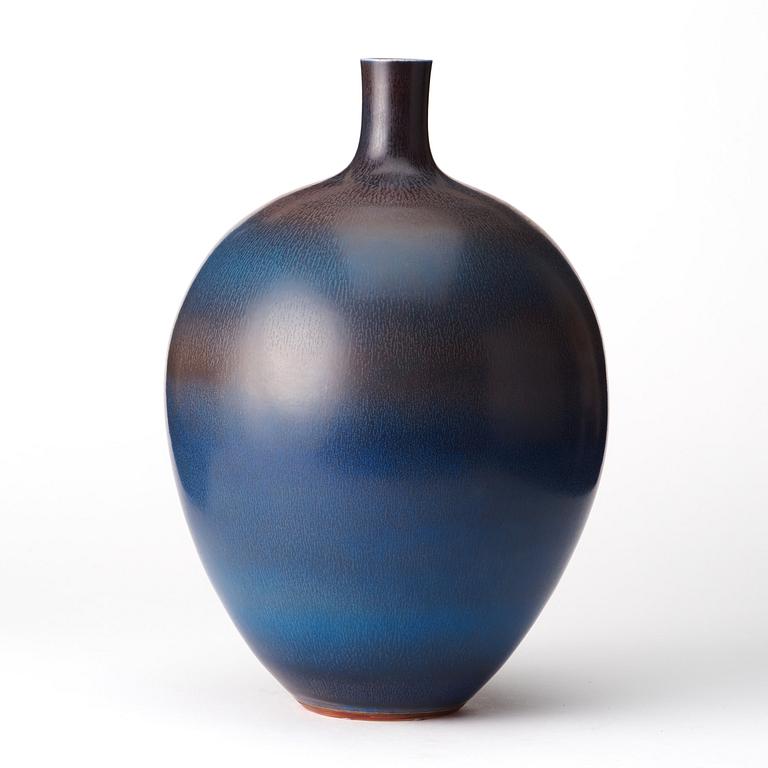 Berndt Friberg, vas, Gustavsbergs studio 1968.