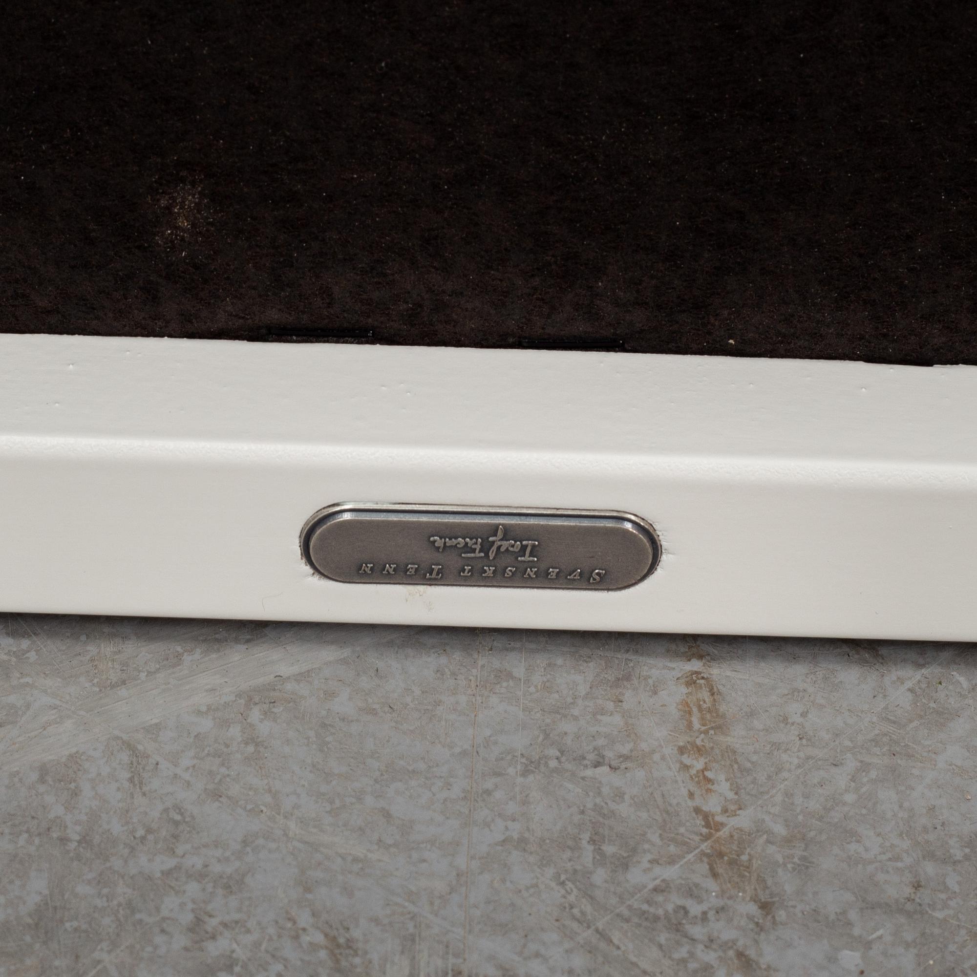 JOSEF FRANK, a pair of 'model 2025' chairs, from Firma Svenskt Tenn.