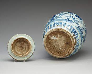 A large blue and white jar with cover, Ming dynasty, Wanli (1573-1620).