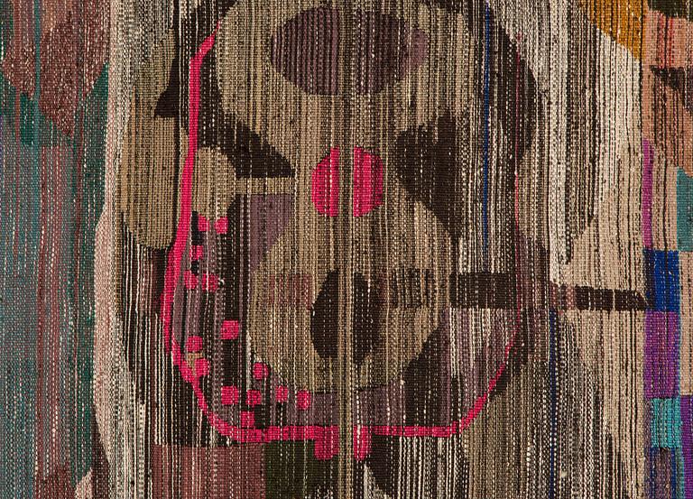 Oili Mäki, a tapestry, signed Oili Mäki.