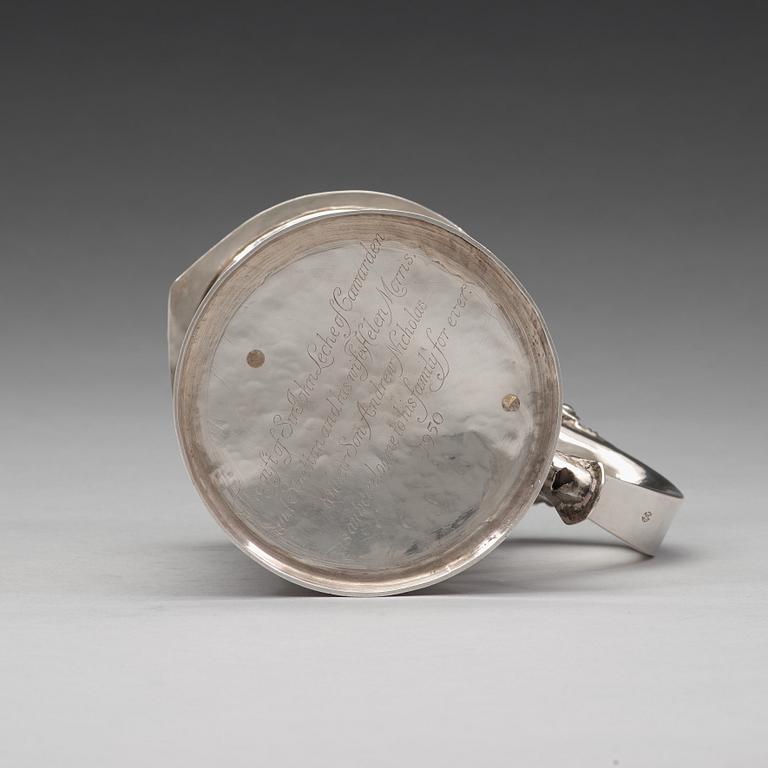 John Ruslen möjligen, dryckeskanna, silver, London 1680.