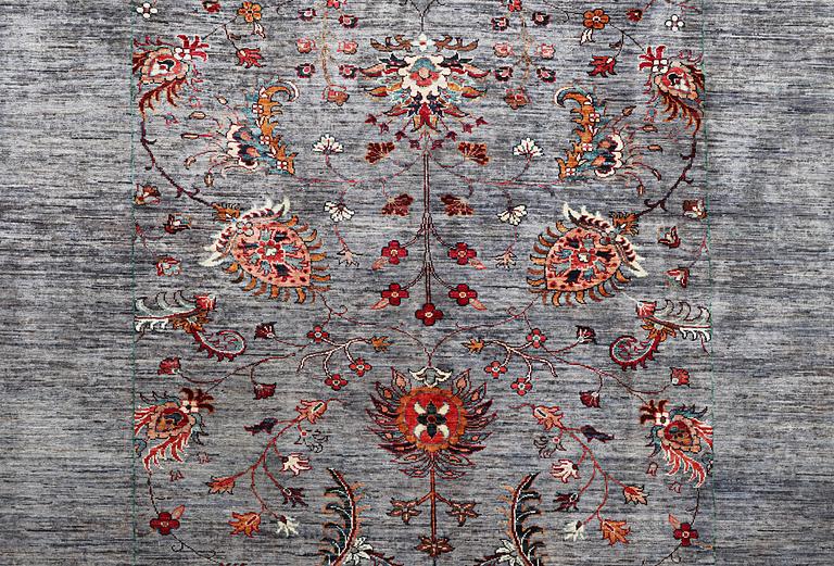 A carpet, Ziegler Ariana, ca 294 x 208 cm.