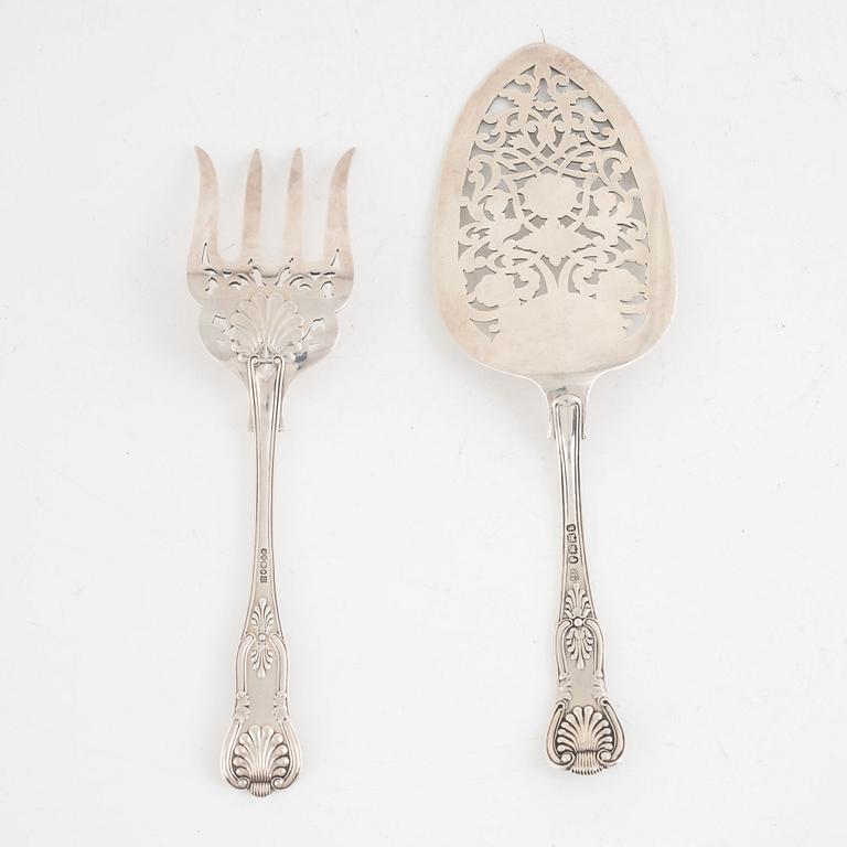 Fiskserveringsbestick, 2 st, silver, England 1846-62.