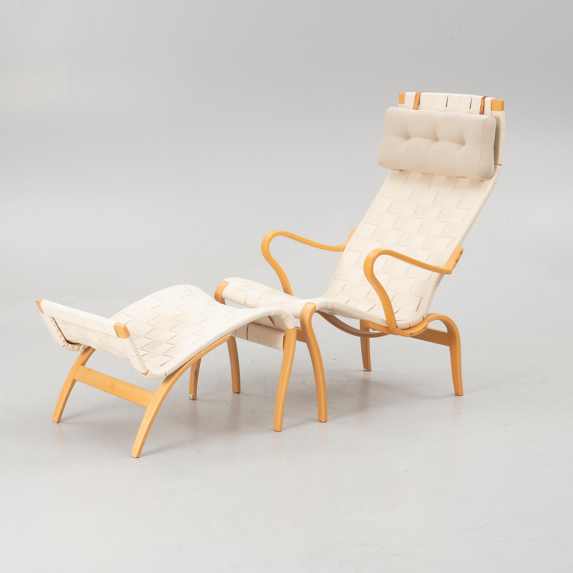 Bruno Mathsson, an armchair with footstool, 'Miranda', Bruno Mathsson International, Värnamo 1998.