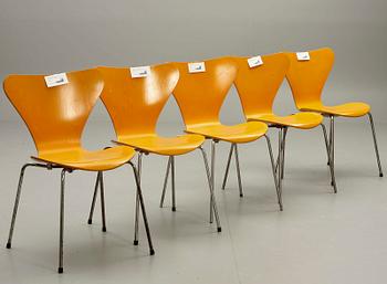 STOLAR, 5 st, "Sjuan", Arne Jacobsen för Fritz Hansen.