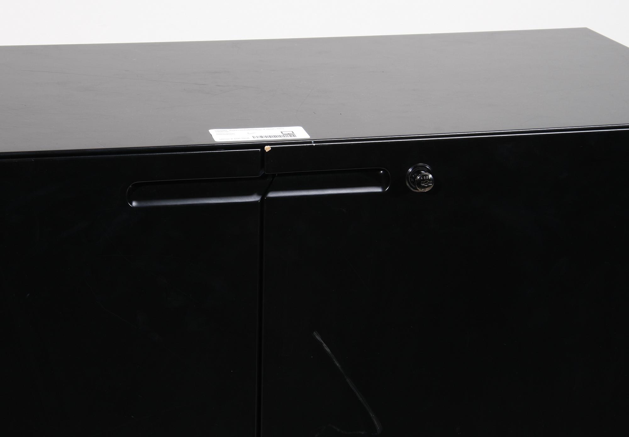 KONTORSMÖBEL, 4 delar, sent 1900-tal.