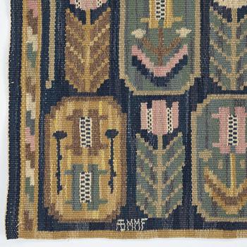 Märta Måås-Fjetterström, vävnad, "Medaljongerna", rölakan, ca 39,5-40,5 x 83 cm, signerad AB MMF.