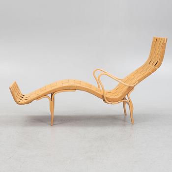 Bruno Mathsson, a 'Pernilla' easy chair, Firma Karl Mathsson, Värnamo, Sweden 1970.