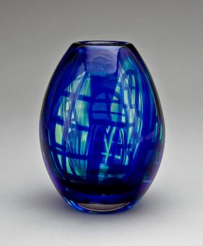 VAS, glas, Carlos R Pebaque Gullaskruv. Sign o dat 2003. Numr 01/10.