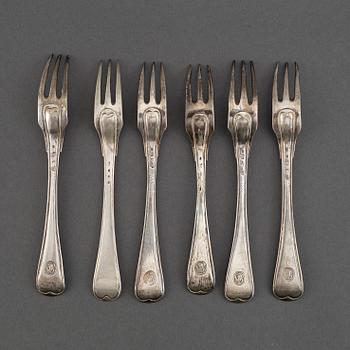 5+1 swedish silver dessert forks, including mark of Petter Julin, Köping 1761.