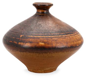 131. Kyllikki Salmenhaara, A CERAMIC VASE.