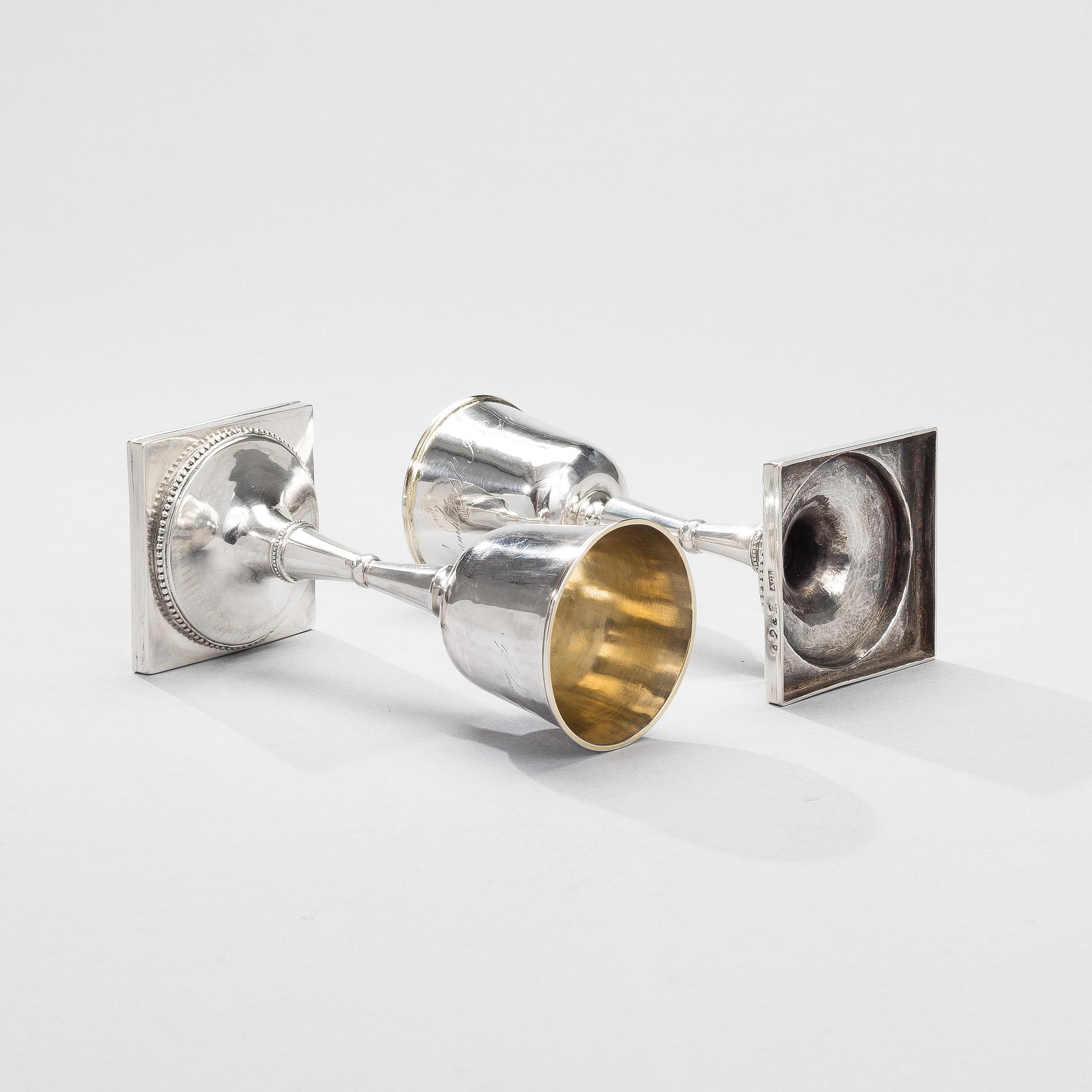 PAIR OF BEAKERS, silver, Turku 1798, A.C.Levon, weight 168 g.