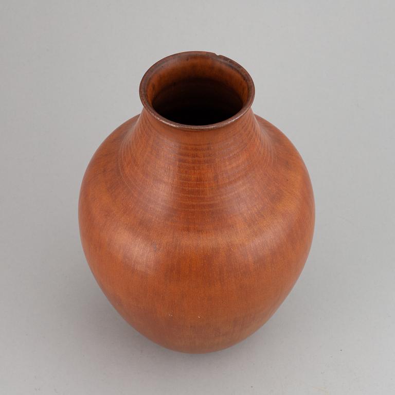 Erich & Ingrid Triller, a stoneware vase from Tobo, signed.