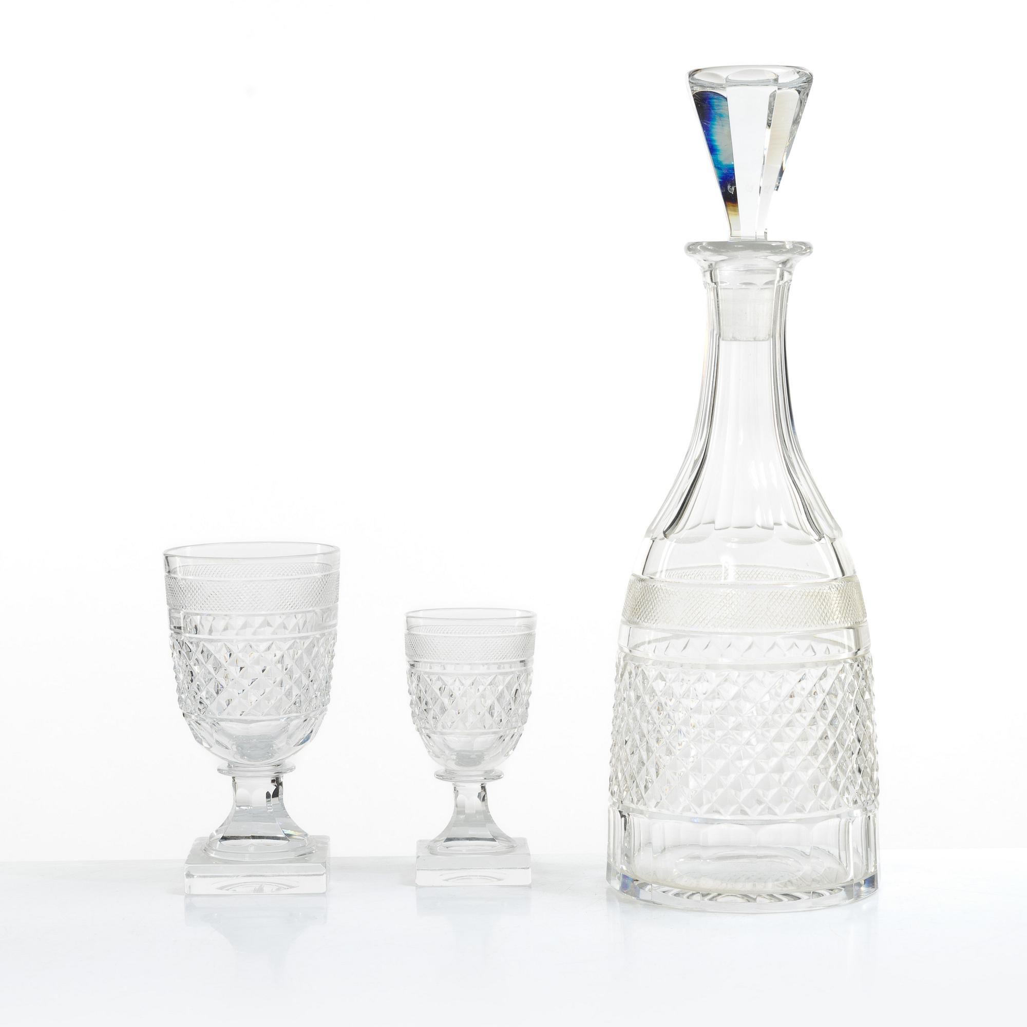 Elis Bergh, A 25-piece 'Kent' gass service, Kosta.
