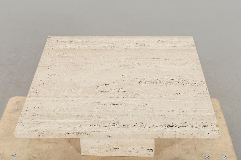 A TRAVERTINE SOFA TABLE, end of 20th century.