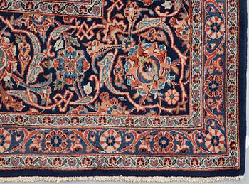 SEMI-ANTIQUE KASHAN. 385,5 x 268 cm.