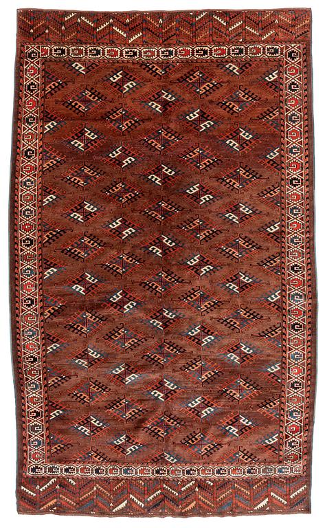 An antique Yomut carpet, ca 336 x 194-202 cm.