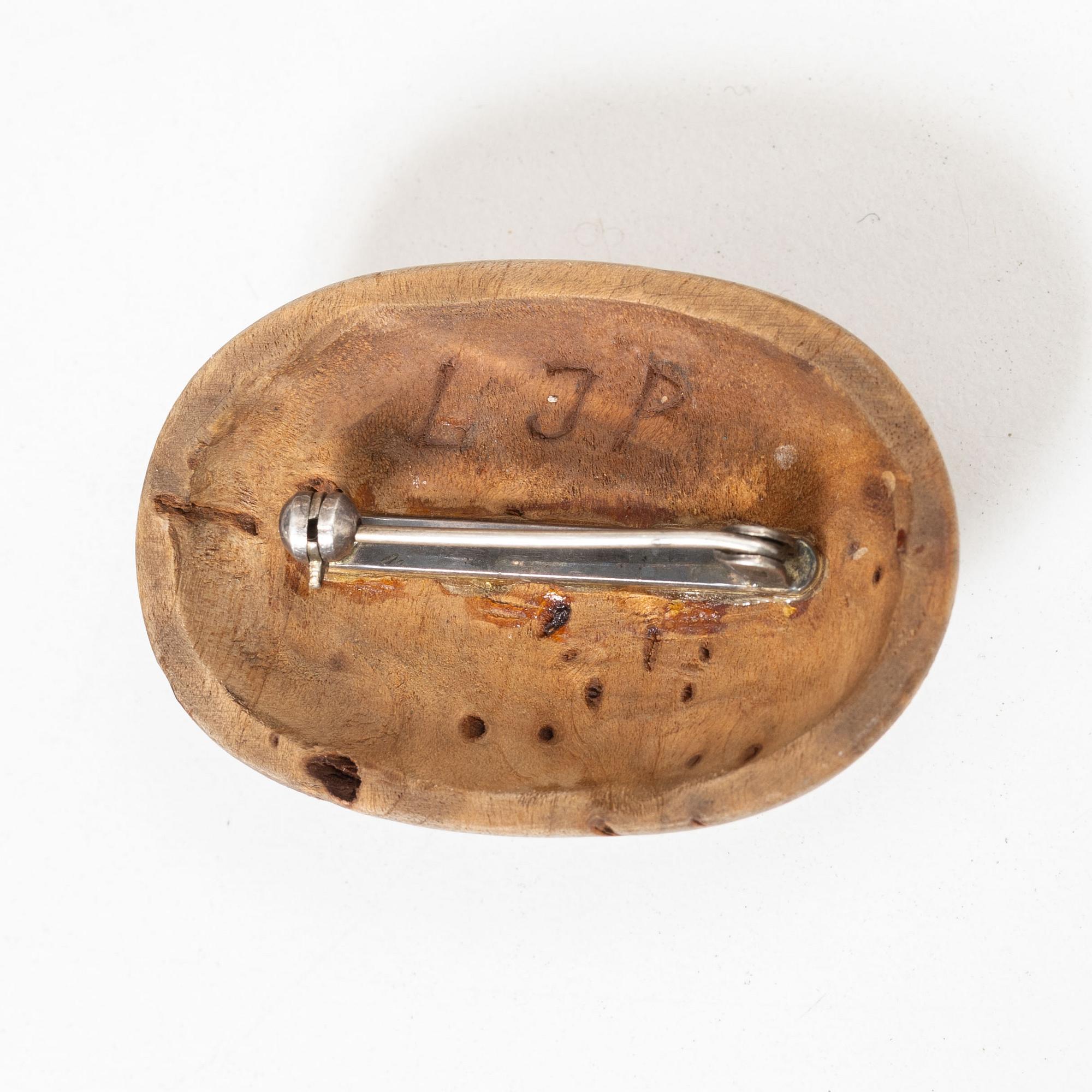 Sámi craftsmanship, five pieces.