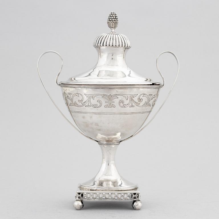 A Swedish late Gustavian Sugar Bowl, mark of Nils Limnelius, Stockholm 1799.