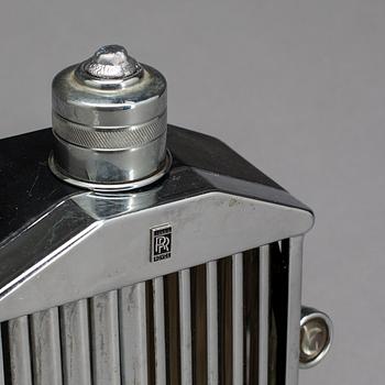 A ROLLS ROYCE MUSIC BOX/DECANTER.