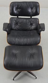 A Charles & Ray Eames 'Lounge Chair and Ottoman', Herman Miller USA 1970'S.