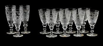 VINGLAS, 8 st samt CHAMPAGNEGLAS, 3 st, "Elvira Madigan", Kosta, 1900-tal.