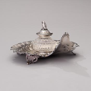 SKRIVBORDSTÄLL, silver, Roland Melin, Helsingfors 1860.