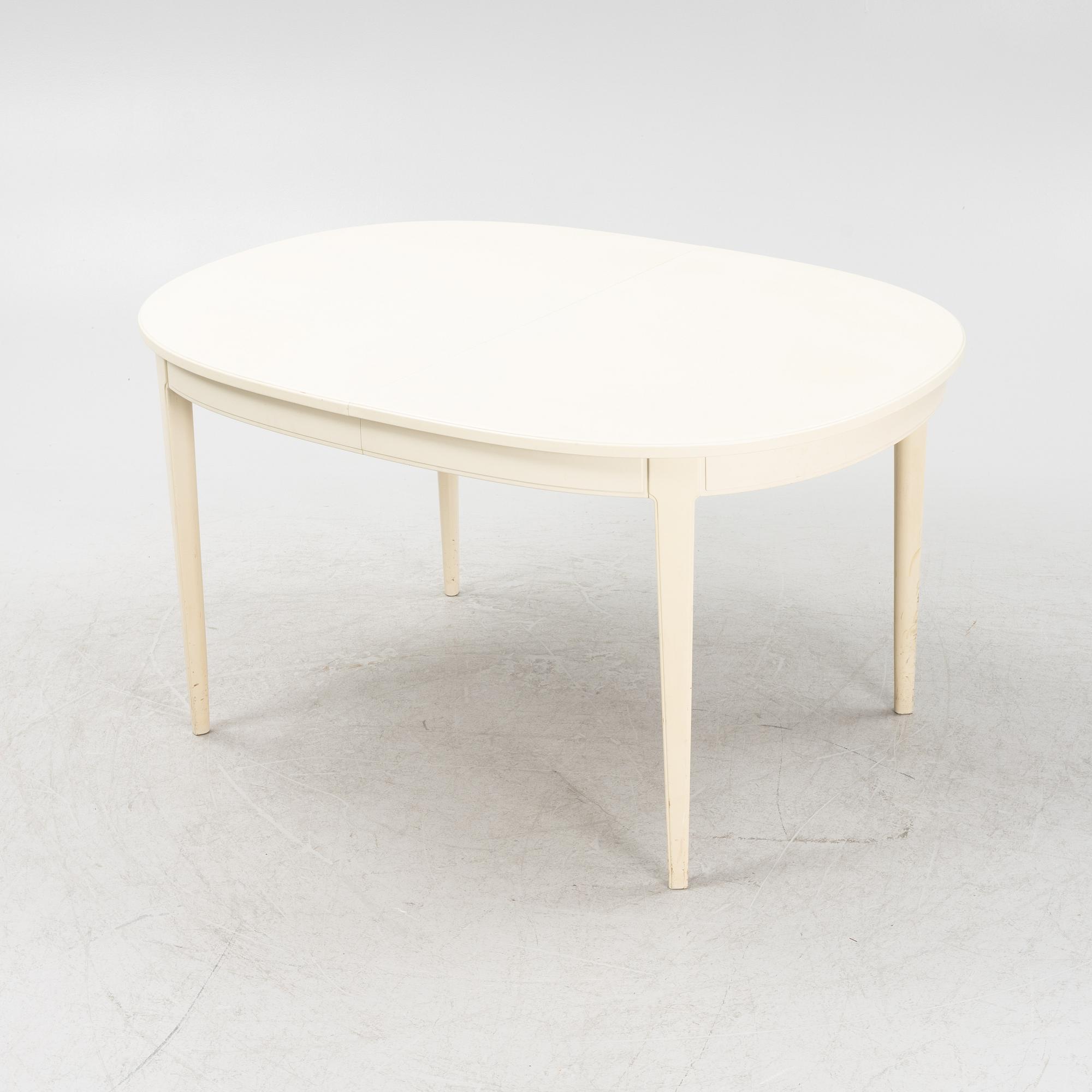 Carl Malmsten, a 'Herrgården' dining table with four chairs, Bodafors, second part of the 20th Century.