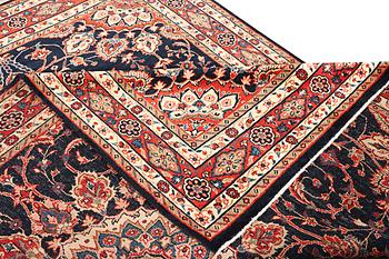 A Hamadan carpet, c. 312 x 216 cm.