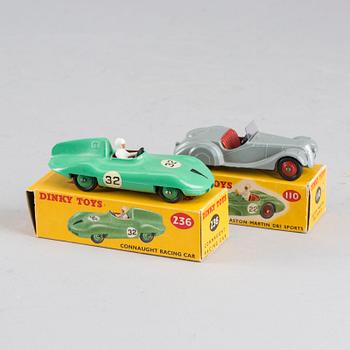 TWO DINKY TOYS CARS FROM THE MIDDLE OF 20TH CENTURY.