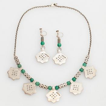 Kalevala Koru, collier och örhängen "Kanteletar"  silver, aventurin kvarts. Kalevala Koru, Helsingfors 1990.