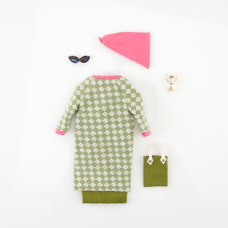 Barbiekläder 4 set. vintage bl a "Dinner at Eight" Mattel 1963-64. "Nighty Negligée" Mattel 1959-64.