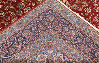 A carpet Kashan, around 460 x 300 cm.