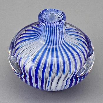 VAS, glas, Edvin Öhrström, Orrefors.