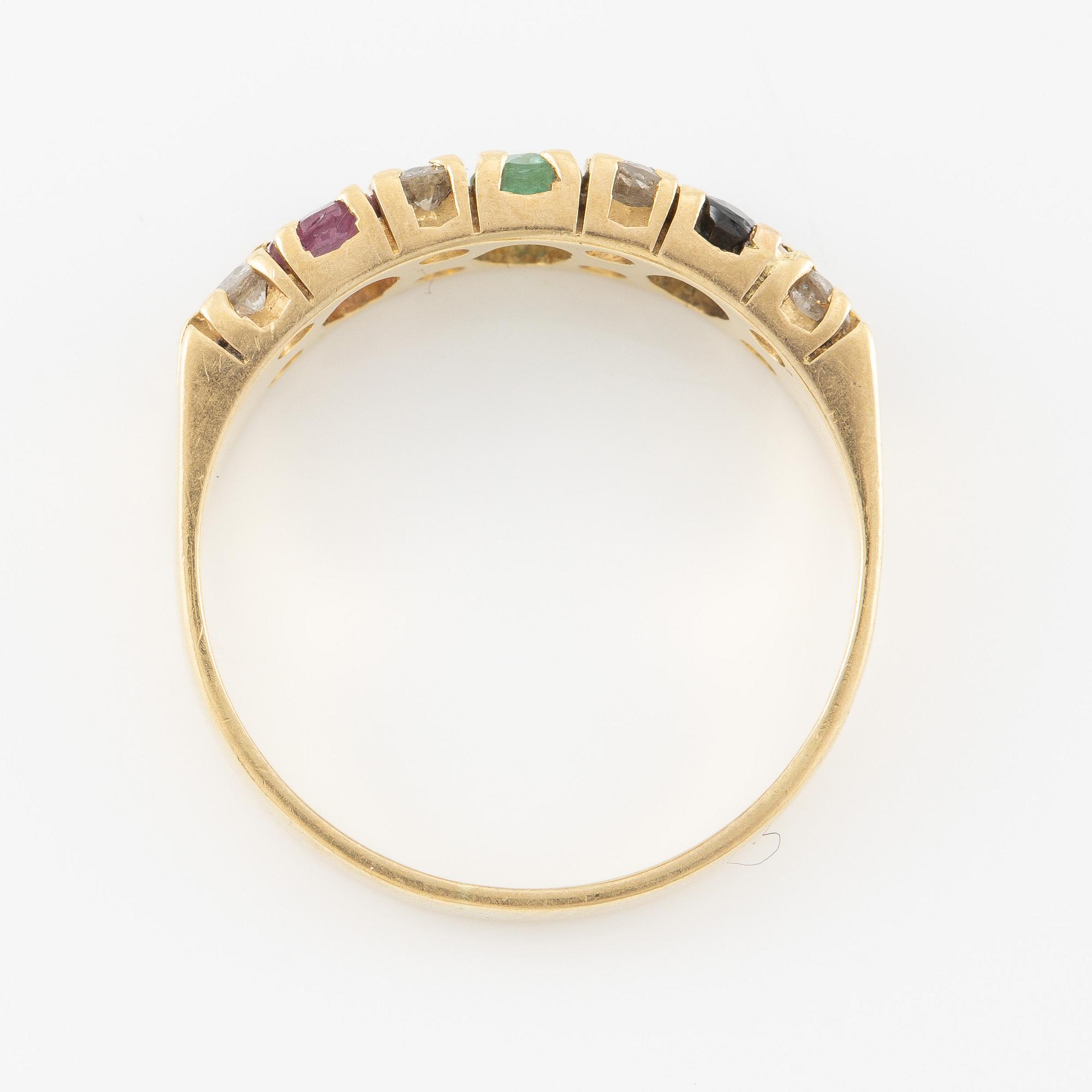 Ring 18K guld med rubin, safir och smaragd och briljantslipade diamanter.