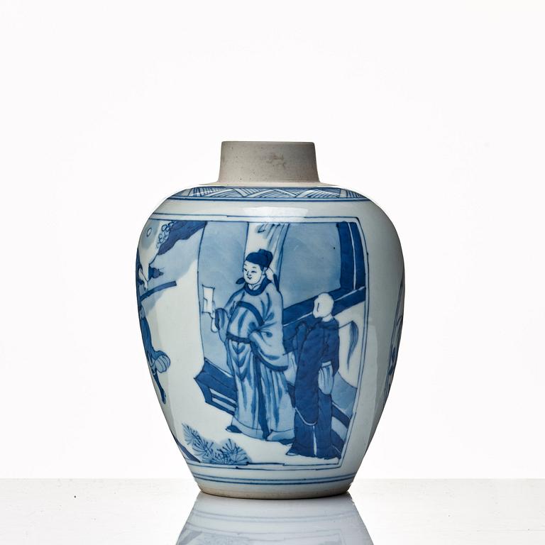 A blue and white jar, Qingdynasty, Kangxi (1662-1722).