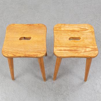 PALLAR, 2 st, Svensk Fur, 1900-talets andra hälft.