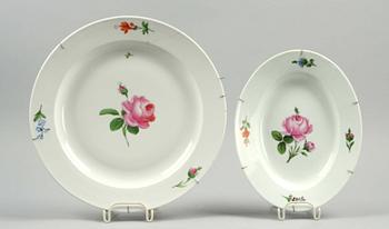 TALLRIKAR och FAT, 4 st, porslin, Meissen, 1800-tal bl.a. Marcolinis period (1774-1814).