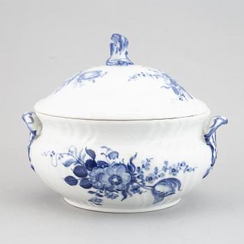 Royal Copenhagen, a 'Blå Blomst' porcelain tureen, Denmark.